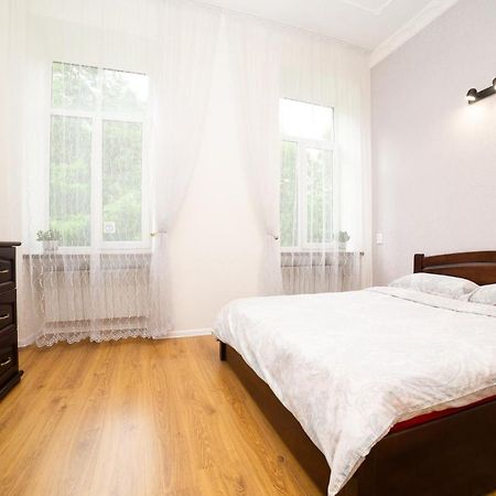 Lviv City Rent ภายนอก รูปภาพ